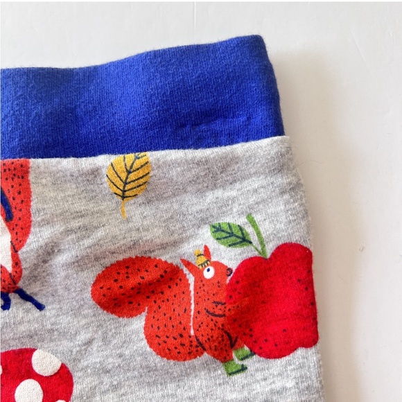 NWOT Baby Boden woodland joggers - Picture 3 of 4